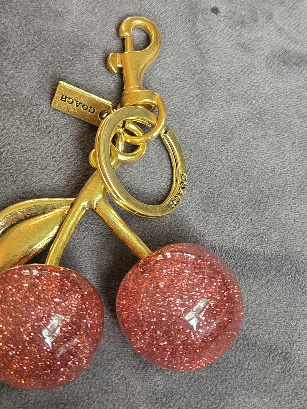 Glitter Cherry Keychain - Pink/Gold